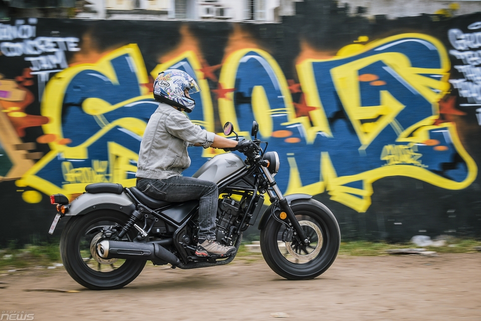 Honda Rebel 300: Sự trở lại của "kẻ nổi loạn" honda rebel 300 su tro lai cua ke noi loan
