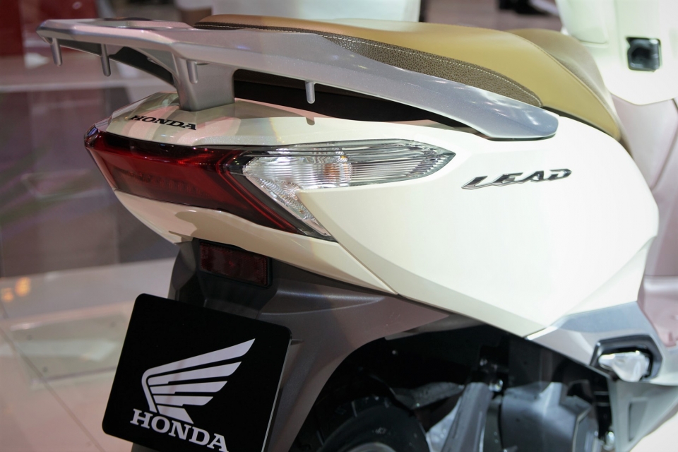 vmcs 2017 honda lead 125cc 2017 cop rong hon tiet kiem xang hon them khoa thong minh