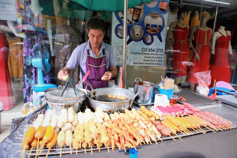 cho troi bangkok thien duong mua sam va am thuc chatuchak