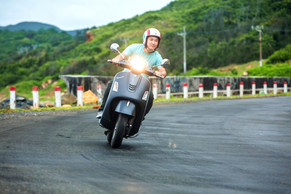 Vespa GTS Super 2017: Quyến rũ, cảm xúc và tự do! vespa gts super 2017 quyen ru cam xuc va tu do