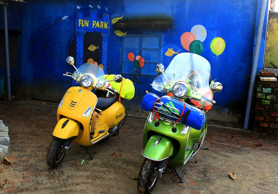 Hành trình Vespa: Tam Thanh - ngôi làng của sắc màu và tình yêu hanh trinh vespa tam thanh ngoi lang cua sac mau va tinh yeu