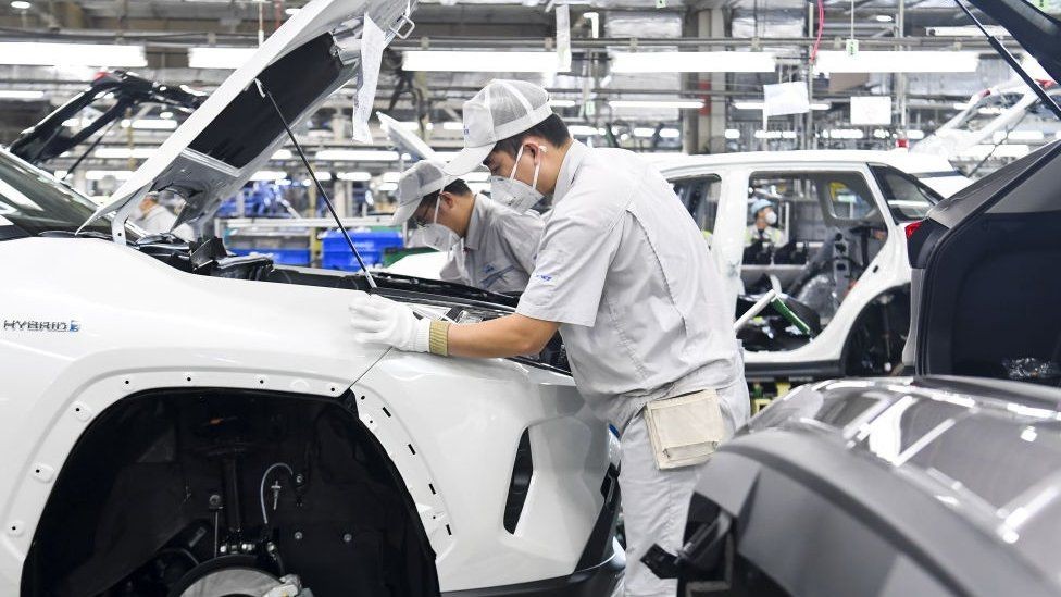 Khủng hoàng nguồn cung chip bán dẫn - Toyota cắt giảm 40% sản lượng xe toàn cầu Khủng hoàng nguồn cung chip bán dẫn - Toyota cắt giảm 40% sản lượng xe toàn cầu