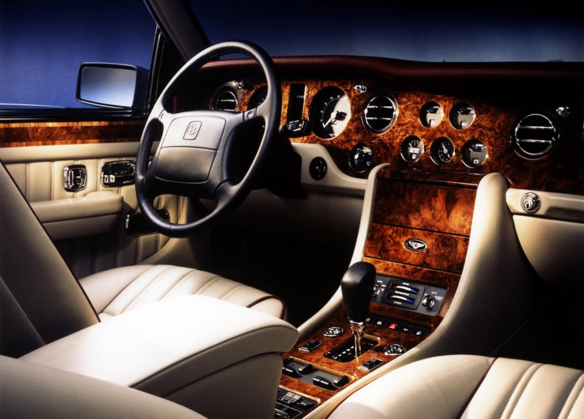Lược sử Bentley - Chương 7:Thoi thóp dưới trướng Rolls-Royce