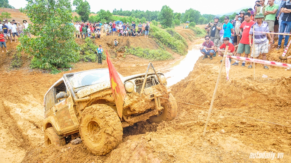 voc 2015 tinh than dong doi chien thang bun lay trong ngay thi dau thu hai