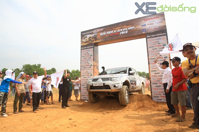 voc 2015 hanh trinh chinh phuc ngoi vuong cua mitsubishi triton