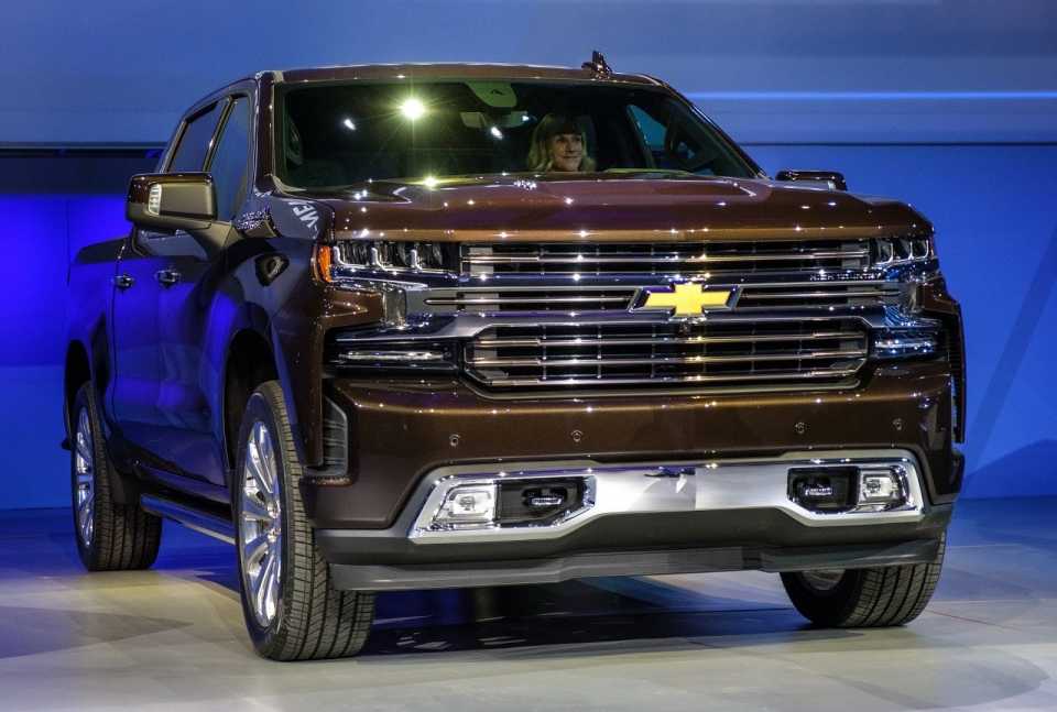 detroit 2018 ban tai chevrolet silverado 2018 so huu dong co dau manh nhat phan khuc