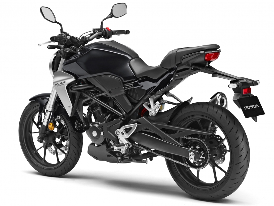 Honda giới thiệu bộ đôi CB300R và Super Cub 110 2018 tại Thái Lan honda gioi thieu bo doi cb300r va super cub 110 2018 tai thai lan
