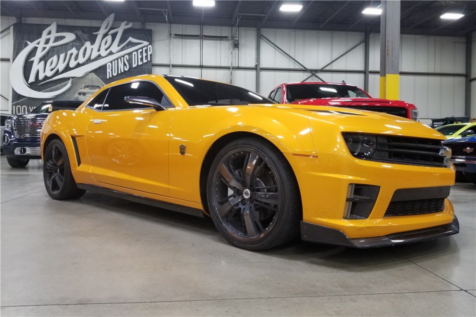 Bán đấu giá 4 phiên bản Chevrolet Camaro "Bumblebee" ban dau gia 4 phien ban chevrolet camaro bumblebee