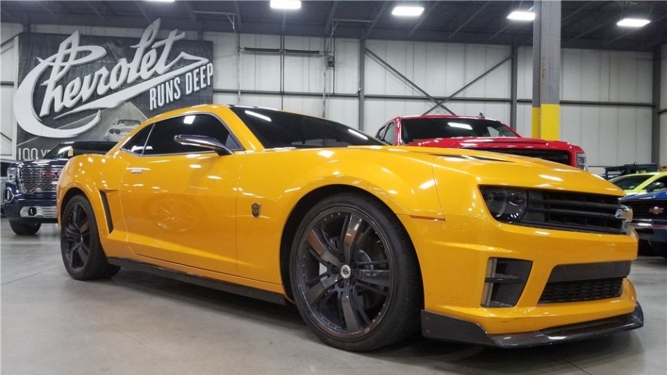Bán đấu giá 4 phiên bản Chevrolet Camaro "Bumblebee"