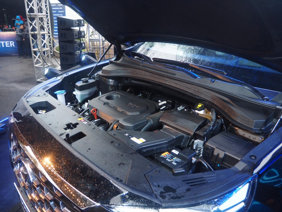 Hyundai Santa Fe 2019 trình làng thị trường Việt, giá từ 995 triệu đồng hyundai santa fe 2019 trinh lang thi truong viet gia tu 995 trieu dong