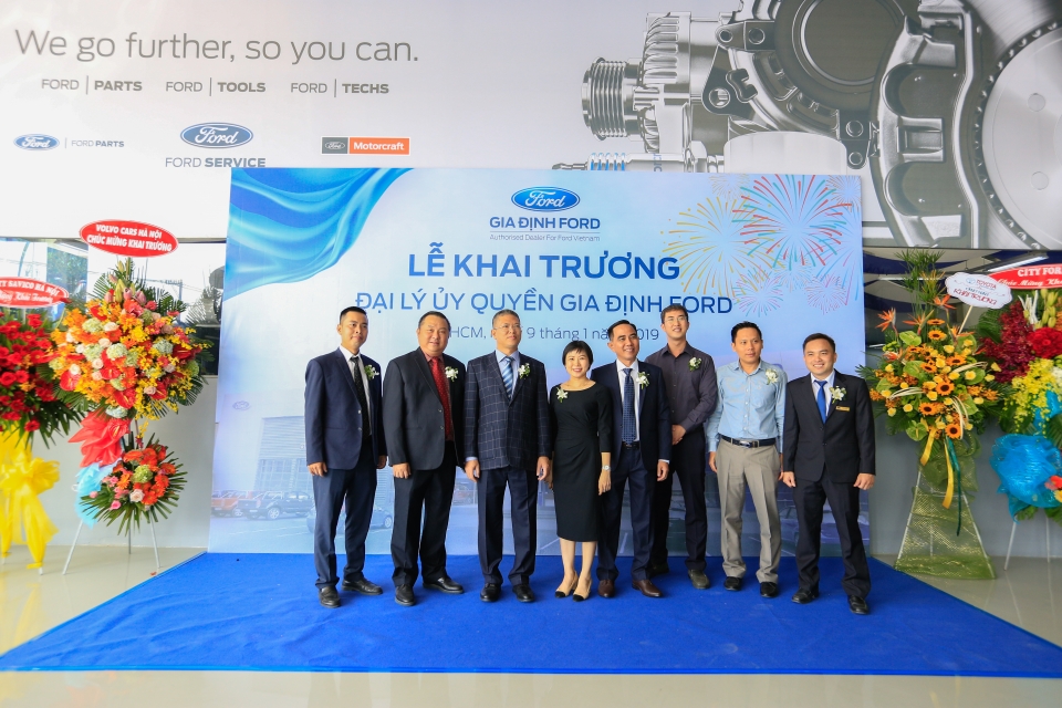 ford khai truong dai ly chinh hang thu 40 o viet nam