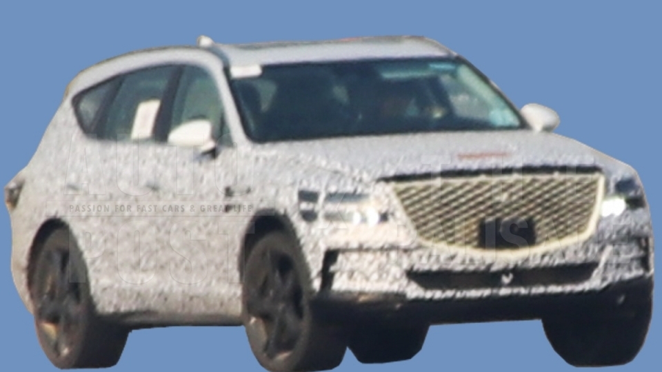 Lộ diện SUV Genesis GV80 chạy thử ở Hàn Quốc