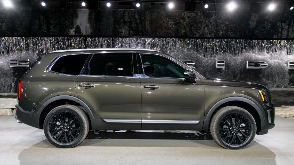 Kia Telluride 8 chỗ lộ diện với thiết kế rất đẹp suv dau bang kia telluride lo dien voi 8 cho ngoi