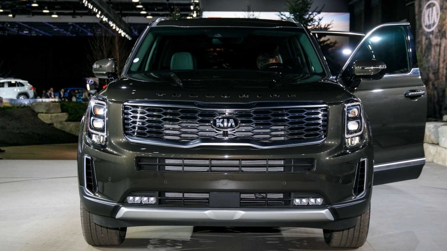 Kia Telluride 8 chỗ lộ diện với thiết kế rất đẹp