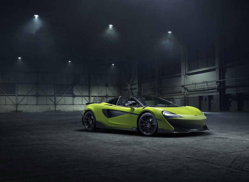 Siêu xe thể thao mui trần McLaren 600LT Spider có giá 265.500 USD sieu xe the thao mui tran mclaren 600lt spider co gia 265500 usd