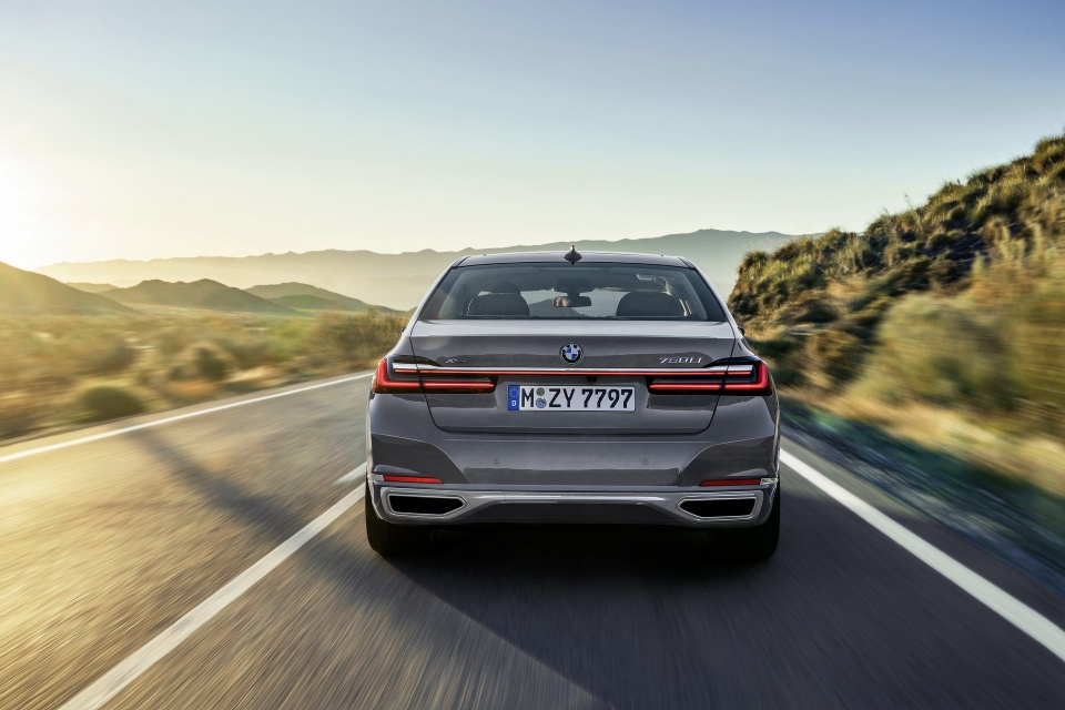 BMW 7-Series 2020 lộ diện đối đầu Audi A8 bmw 7 series 2020 lo dien doi dau audi a8