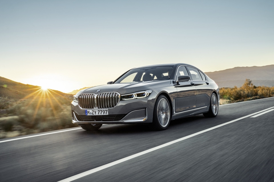 BMW 7-Series 2020 lộ diện đối đầu Audi A8 bmw 7 series 2020 lo dien doi dau audi a8