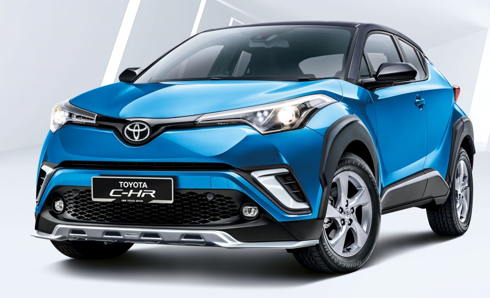 Toyota C-HR 2019 ra mắt tại Malaysia cạnh tranh Honda HR-V toyota c hr 2019 ra mat tai malaysia canh tranh honda hr v