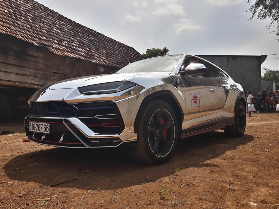 bat gap suv lamborghini urus cua minh nhua o tay nguyen