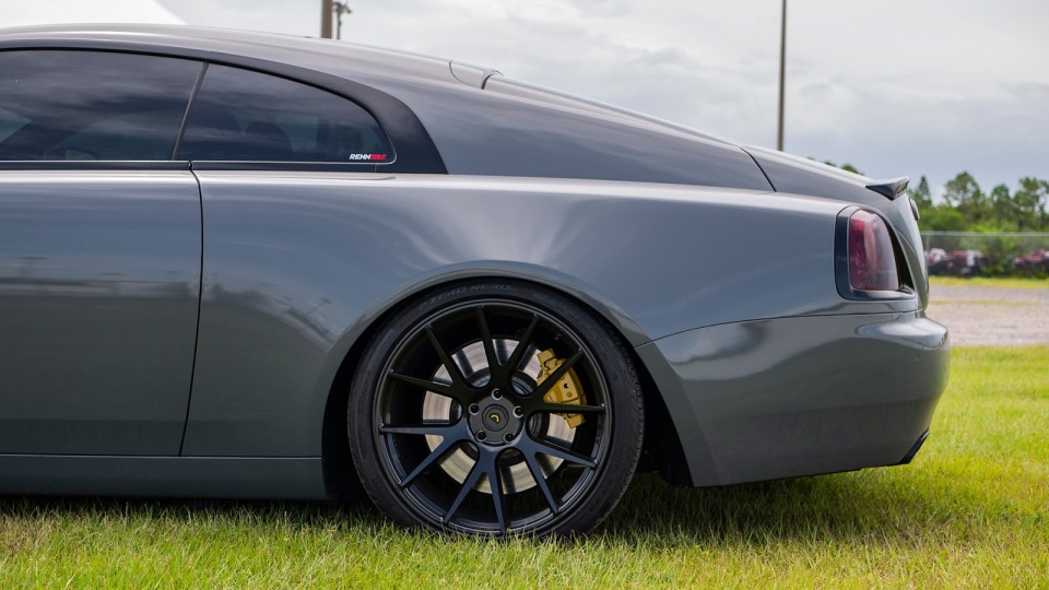 Bộ đôi Rolls-Royce Wraith và Dawn cực "ngầu" của Renntech bo doi rolls royce wraith va dawn cuc ngau cua renntech