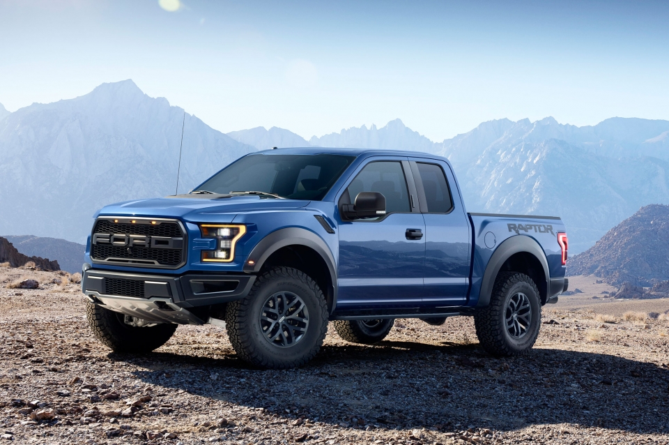 xem ford f 150 raptor 2017 danh bai hau boi f 150 raptor 2014