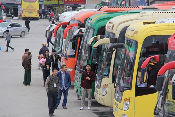 Hà Nội: Trước ngày 15/2, báo cáo xử lý các nhà xe bỏ bến chạy dù