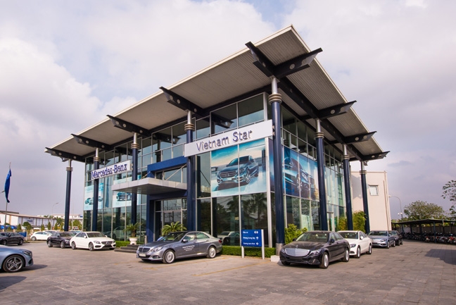 vi sao mercedes benz viet nam bi an dinh thue hon 100 ty dong