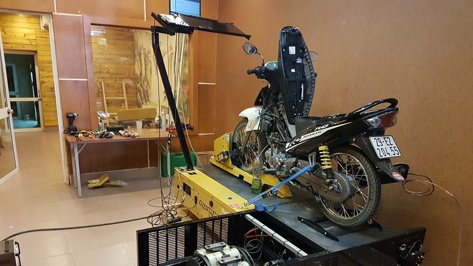 Thử nghiệm hiệu quả xăng A95 và E5 trên máy Dynojet