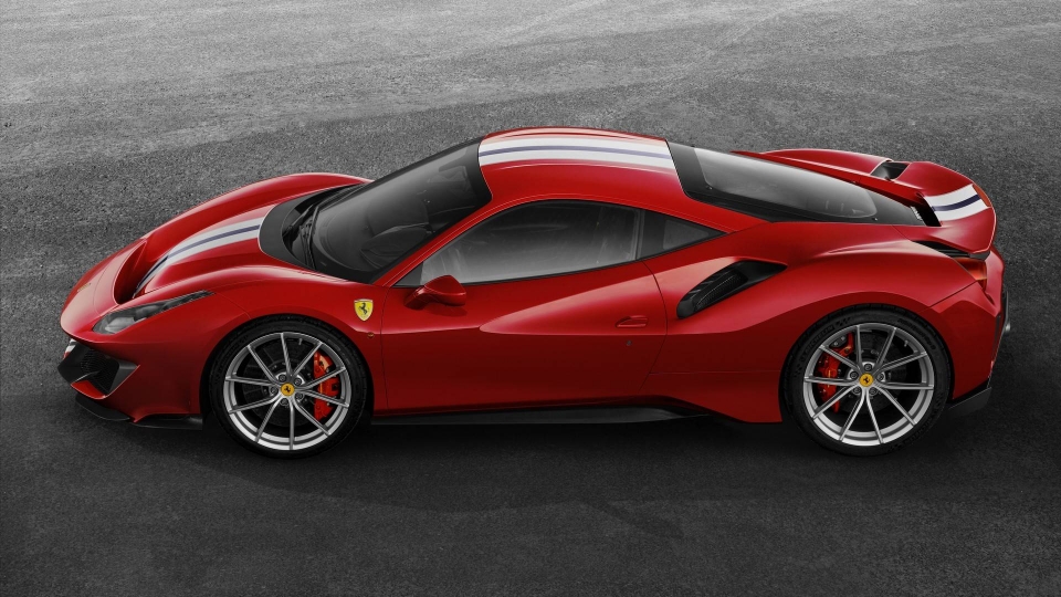 Siêu xe Ferrari 488 Pista chính thức lộ diện với 771 mã lực sieu xe ferrari 488 pista chinh thuc lo dien voi 771 ma luc