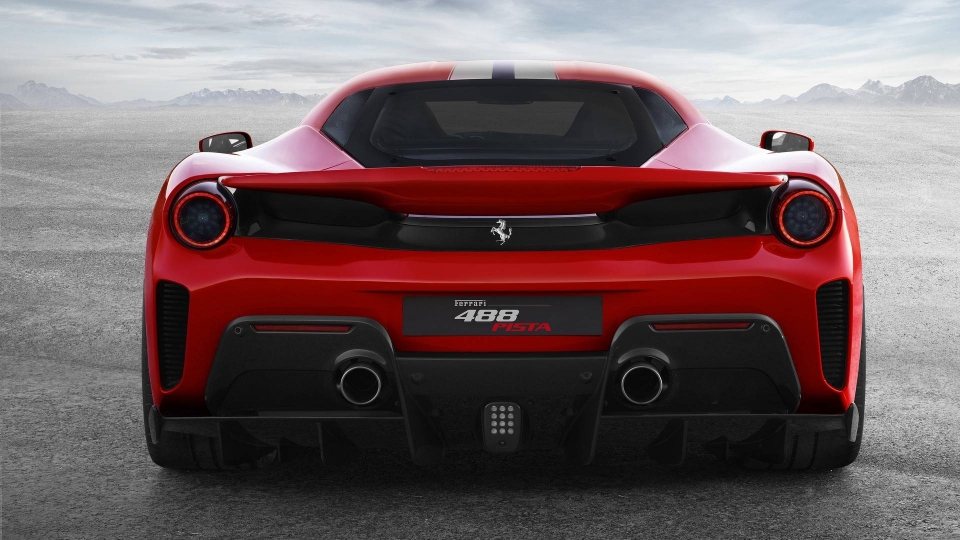 Siêu xe Ferrari 488 Pista chính thức lộ diện với 771 mã lực sieu xe ferrari 488 pista chinh thuc lo dien voi 771 ma luc
