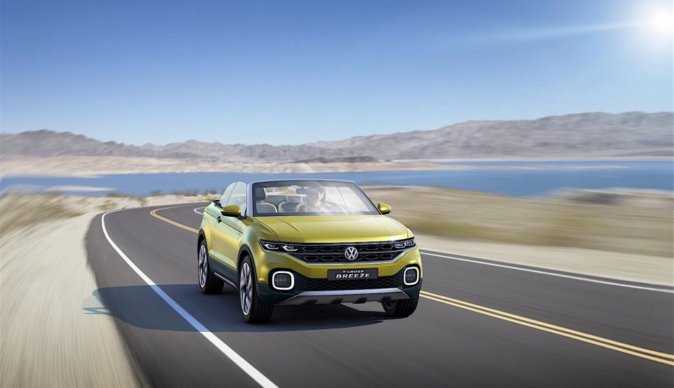 suv mui tran ca tinh volkswagen t roc se ra mat vao nam 2020