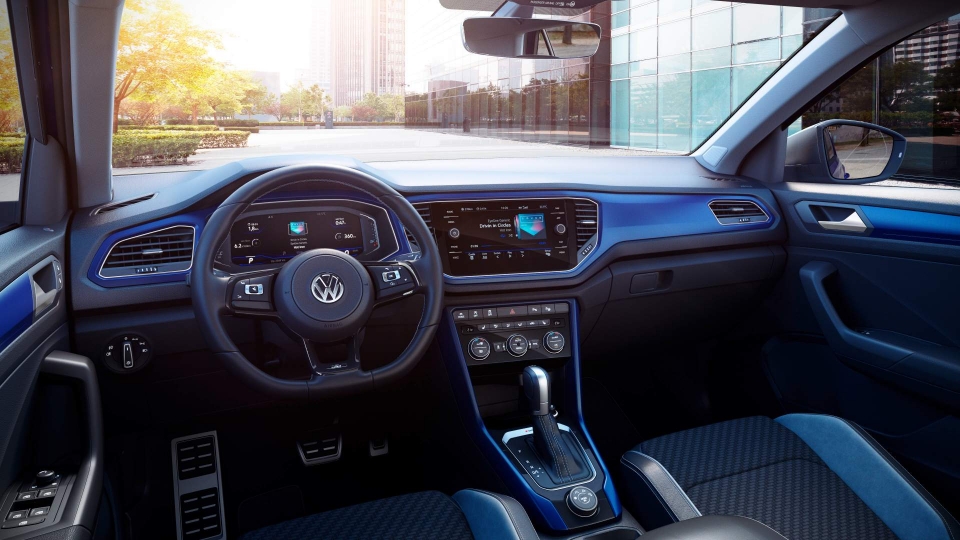 suv do thi co nho volkswagen t roc r co cong suat 300 ma luc