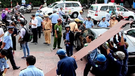 Chiến dịch 'lấy lại vỉa hè': Không dứt điểm lần này, sẽ không bao giờ nữa