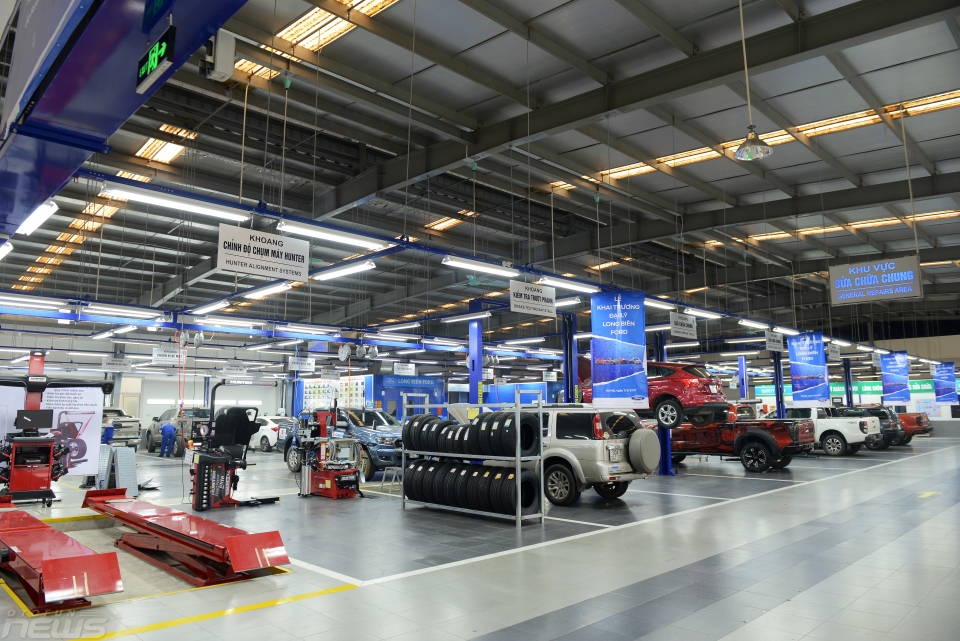 Đại lý Ford Long Biên "tái xuất giang hồ" dai ly ford long bien tai xuat giang ho