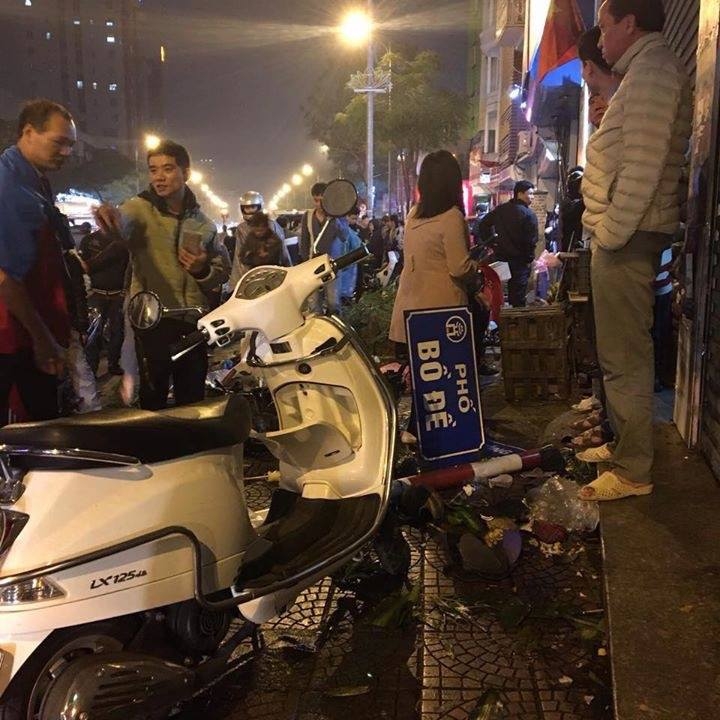 Tài xế say rượu gây tai nạn liên hoàn trên phố Nguyễn Văn Cừ tai xe say ruou gay tai nan lien hoan tren pho nguyen van cu