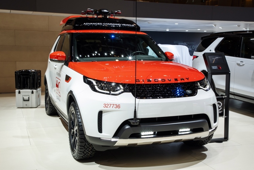 geneva 2017 doc dao sieu xe cuu ho land rover discovery project hero