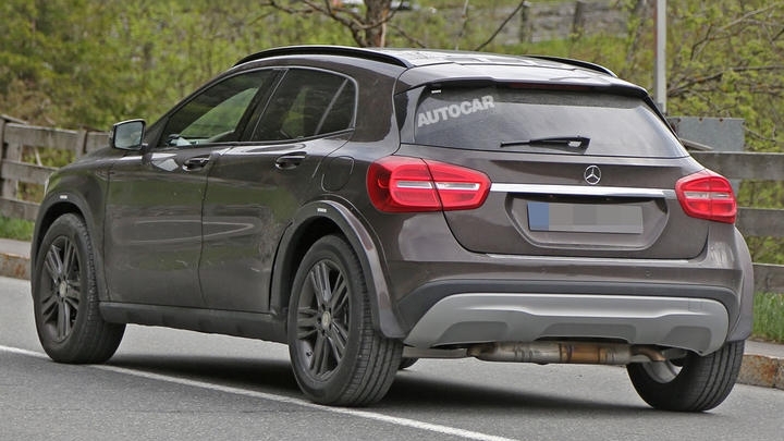 "Tiểu G-Class" Mercedes-Benz GLB sẽ cạnh tranh với Audi Q3