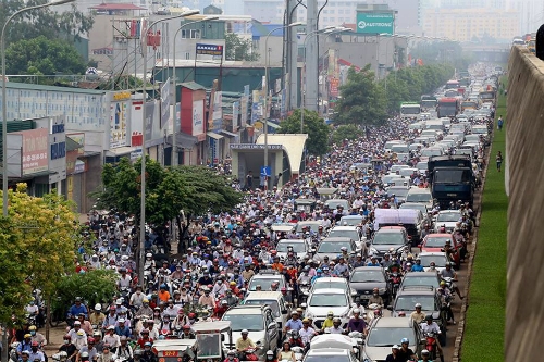 Ôtô 9 chỗ trở xuống phải dán nhãn năng lượng từ năm 2018 oto 9 cho tro xuong phai dan nhan nang luong tu nam 2018