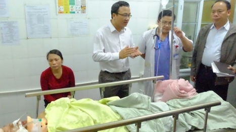 Ủy ban ATGT Quốc gia thăm nạn nhân vụ xe đón dâu tai nạn