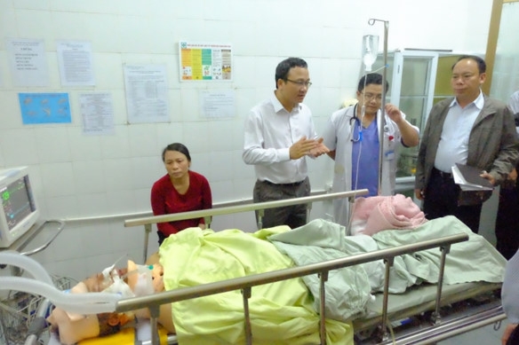 Ủy ban ATGT Quốc gia thăm nạn nhân vụ xe đón dâu tai nạn uy ban atgt quoc gia tham nan nhan vu xe don dau tai nan