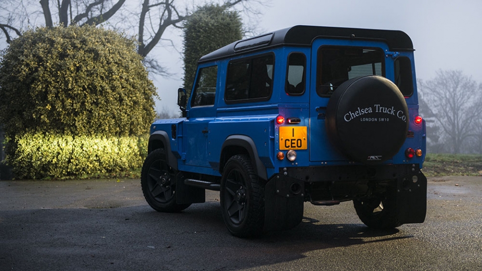 Kahn Design "trẻ hóa" Land Rover Defender kahn design tre hoa land rover defender