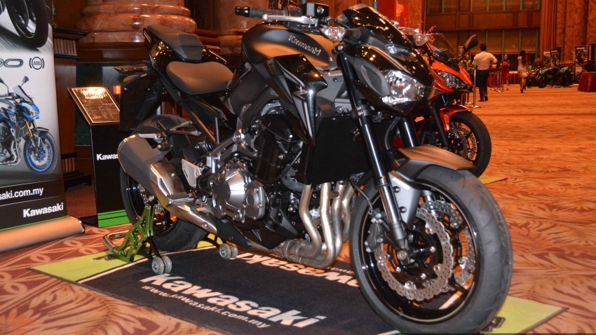 Kawasaki trình làng Z900 ABS tại Malaysia, giá từ 11.100 USD