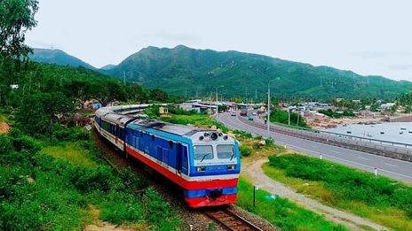Tăng ứng dụng công nghệ cho an toàn chạy tàu hỏa