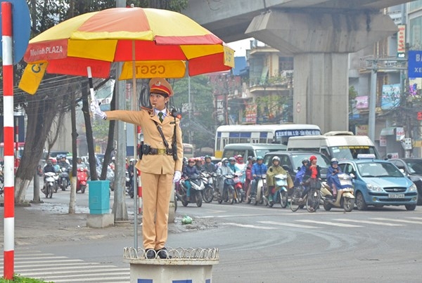 Giao thông Hà Nội chuyển biến tích cực giao thong ha noi chuyen bien tich cuc