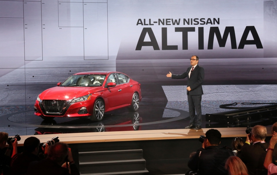 sau bi mat thu vi cua nissan teana 2018