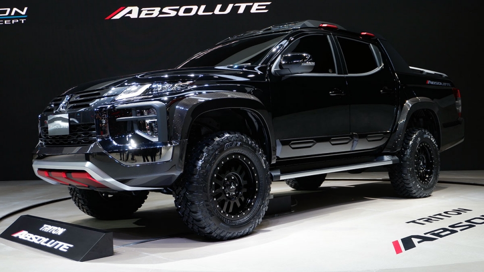 mitsubishi triton absolute se la khac tinh cua ford ranger raptor