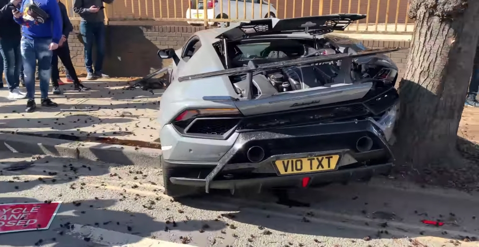 Siêu xe Lamborghini Huracan Performante biến dạng sau cú bứt tốc sieu xe lamborghini huracan performante bien dang sau cu but toc