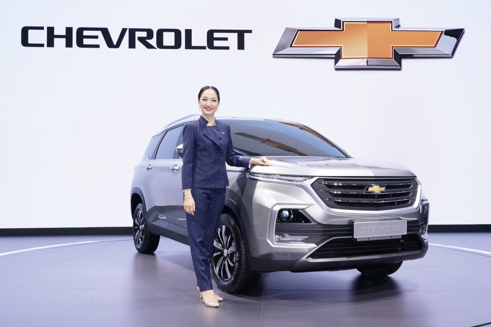 chevrolet captiva tro lai dong nam a voi ngoai hinh moi la
