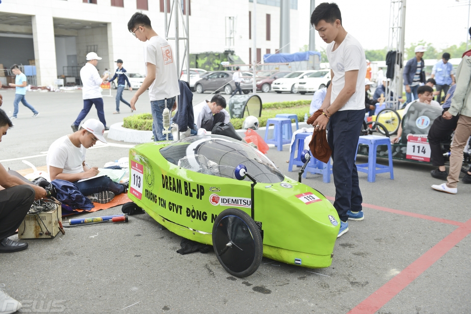 Khép lại cuộc đua "Lái xe sinh thái - Tiết kiệm nhiên liệu Honda" mùa thứ 8 khep lai cuoc dua lai xe sinh thai tiet kiem nhien lieu honda mua thu 8