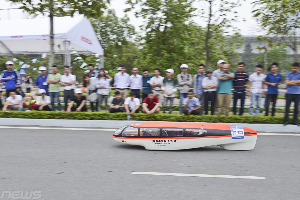 Khép lại cuộc đua "Lái xe sinh thái - Tiết kiệm nhiên liệu Honda" mùa thứ 8 khep lai cuoc dua lai xe sinh thai tiet kiem nhien lieu honda mua thu 8